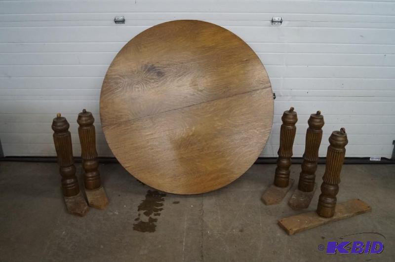 Oak Table