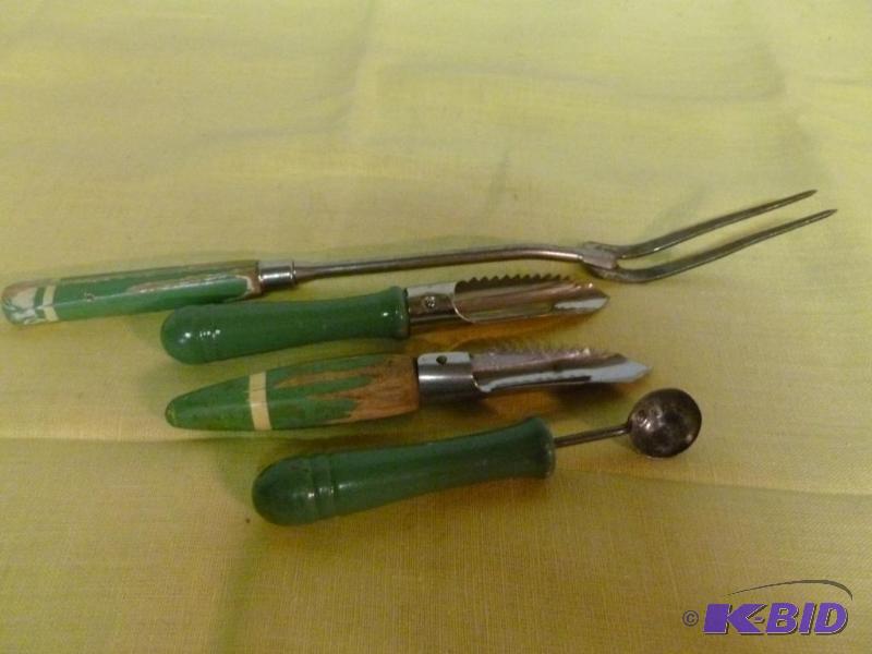 lot 107 image: Lot of four vintage green wood handled kitche...
