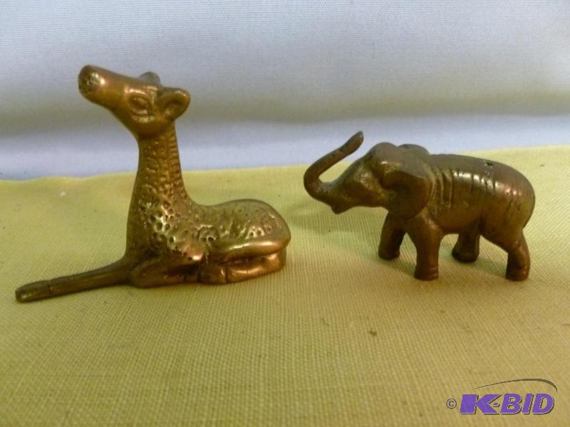 lot 119 image: Lot of two vintage cast brass animal figurine...