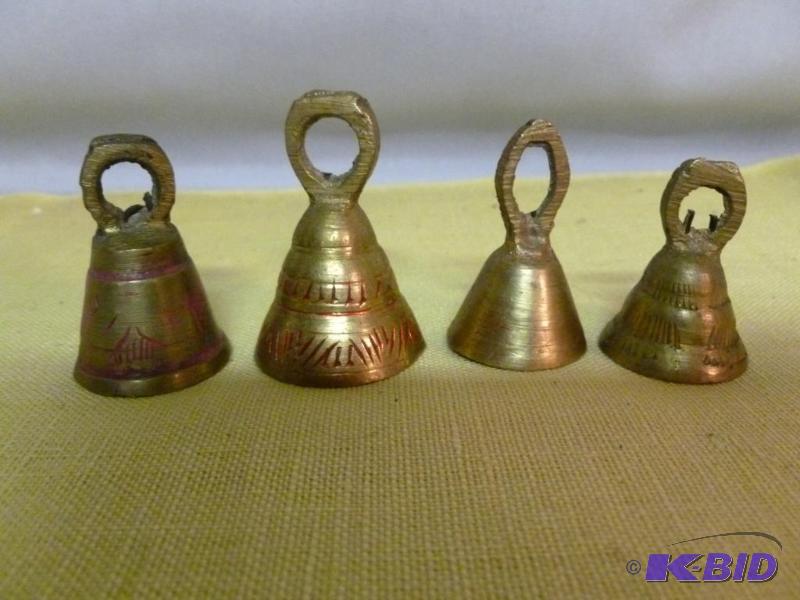 lot 120 image: Lot of four vintage etched cast brass finger ...