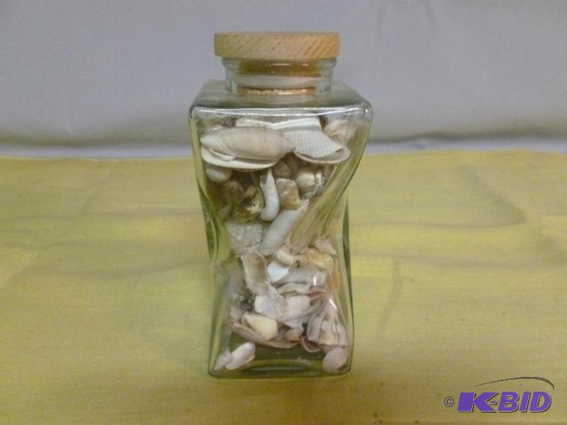 lot 145 image: Large jar of decorative sea shells. ...