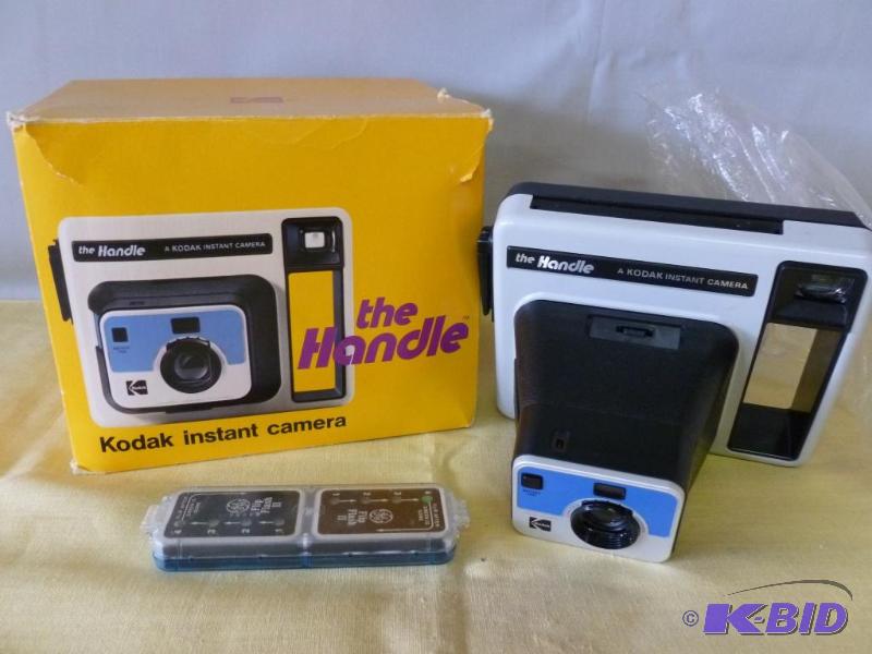 lot 16 image: Kodak - The Handle instant camera, comes in t...