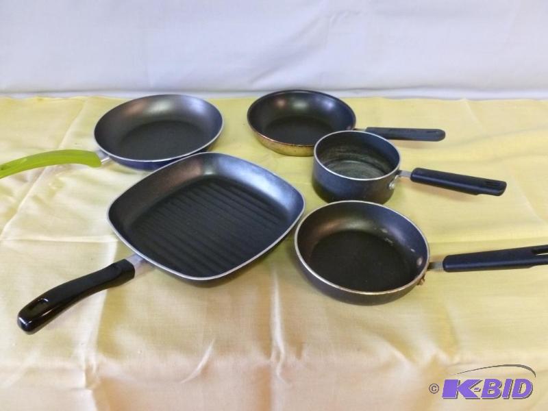 lot 199 image: This lot consists of four non stick fry pans ...