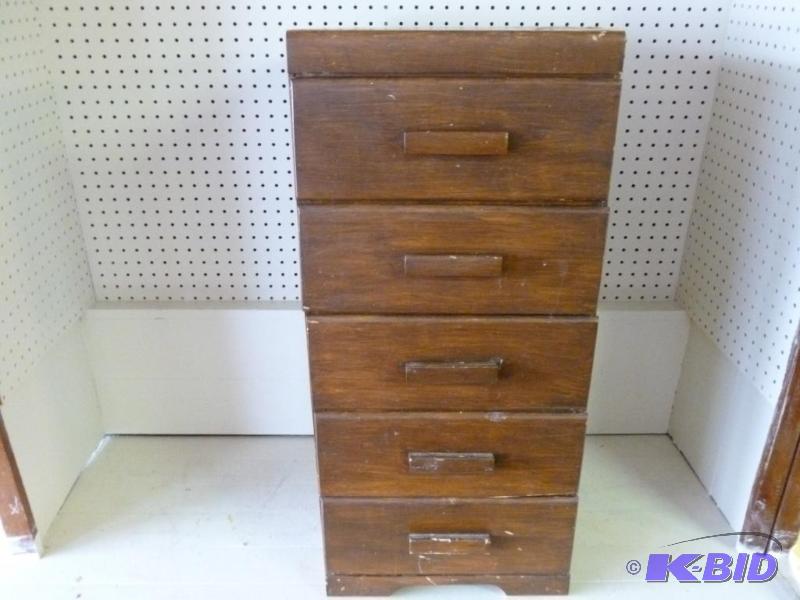 lot 226 image: Vintage five drawer lingerie dresser that mea...