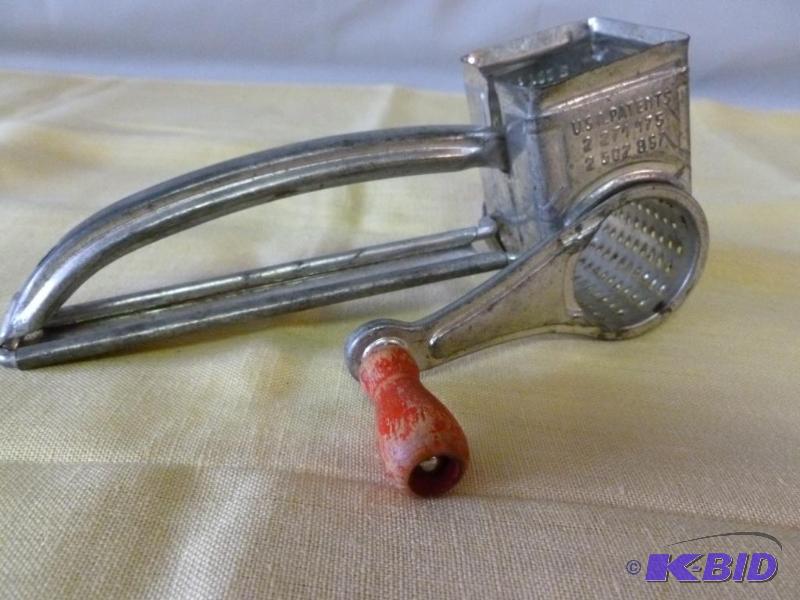 lot 38 image: Vintage red wood handled Mouli Grater, made i...