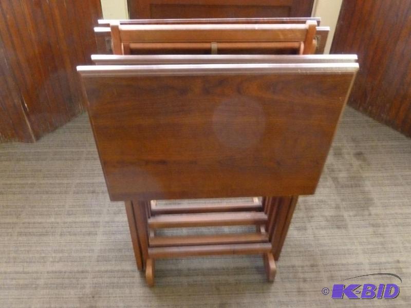 lot 59 image: Heavy duty five piece wooden t.v tray set tha...