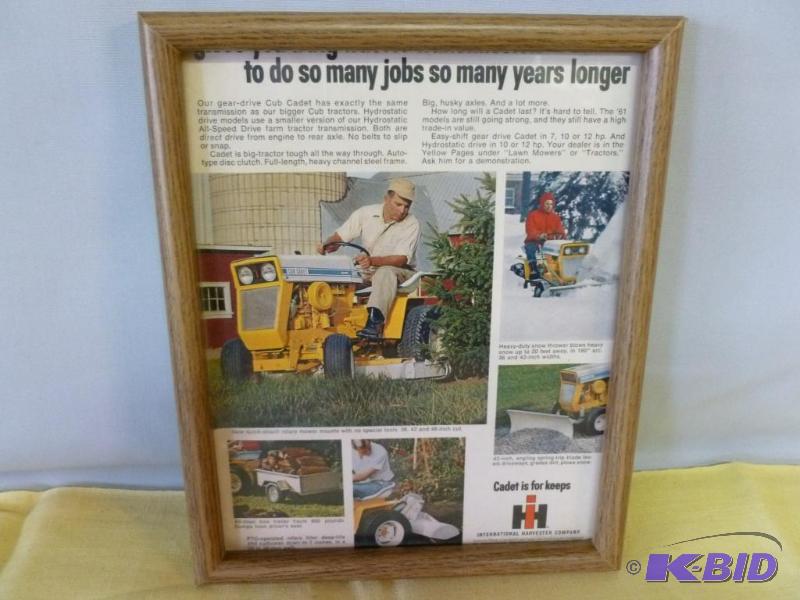 lot 62 image: Vintage International Harvester Cub Cadet woo...