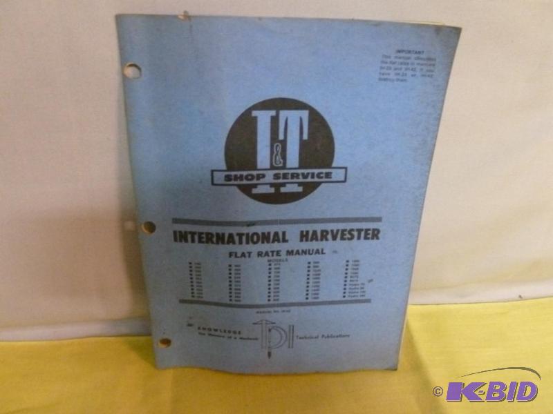 lot 80 image: Vintage International Harvester Shop And Serv...