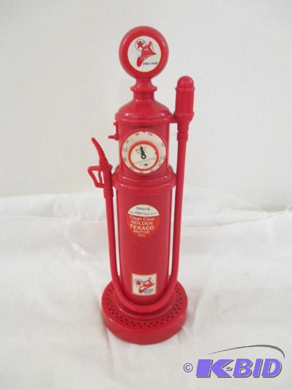 lot 19 image: Texaco AM FM Radio