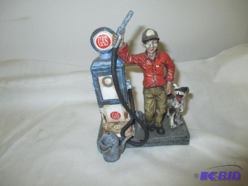 lot 26 image: Ceramic statue