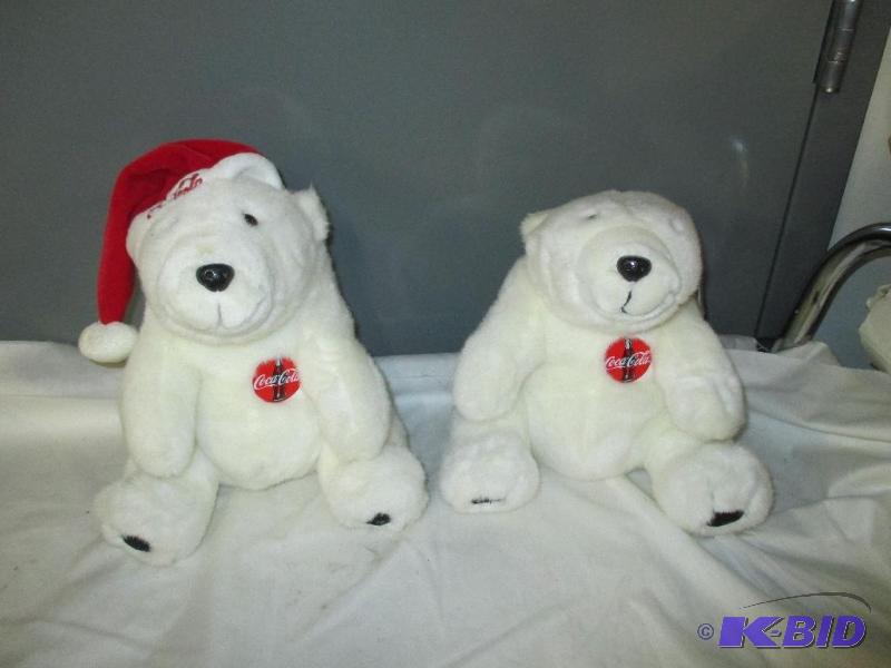 lot 45 image: Cocal Cola Bears