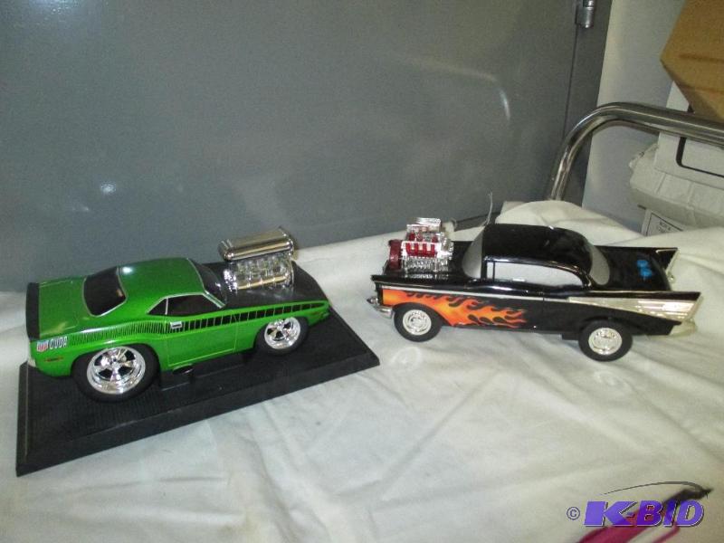 lot 73 image: Cuda Die Cast car & 1957 Plastic