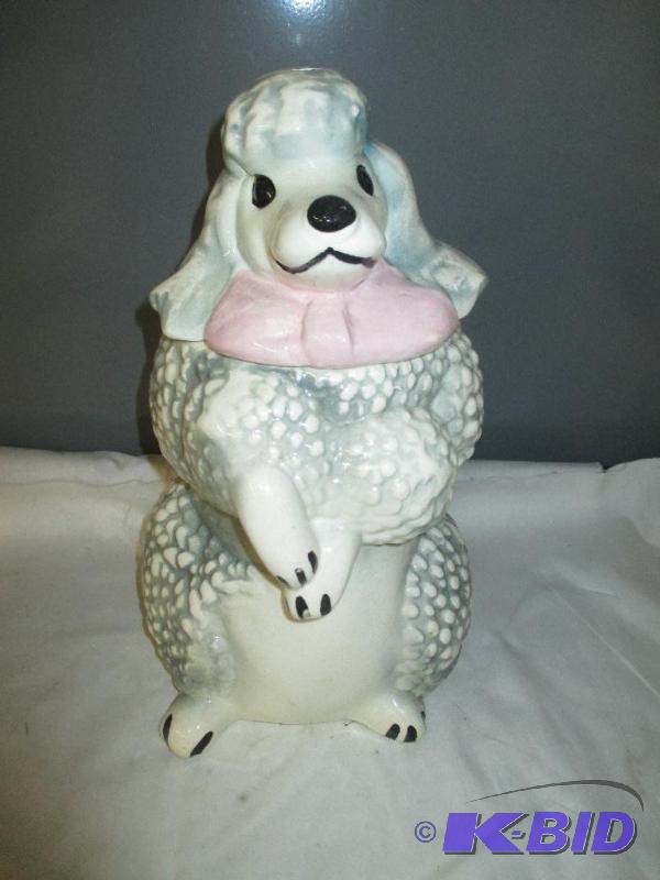 lot 96 image: Dog Cookie Jar