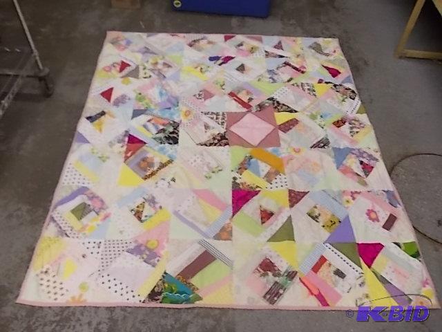 Patchwork Quilt 72 x 82...