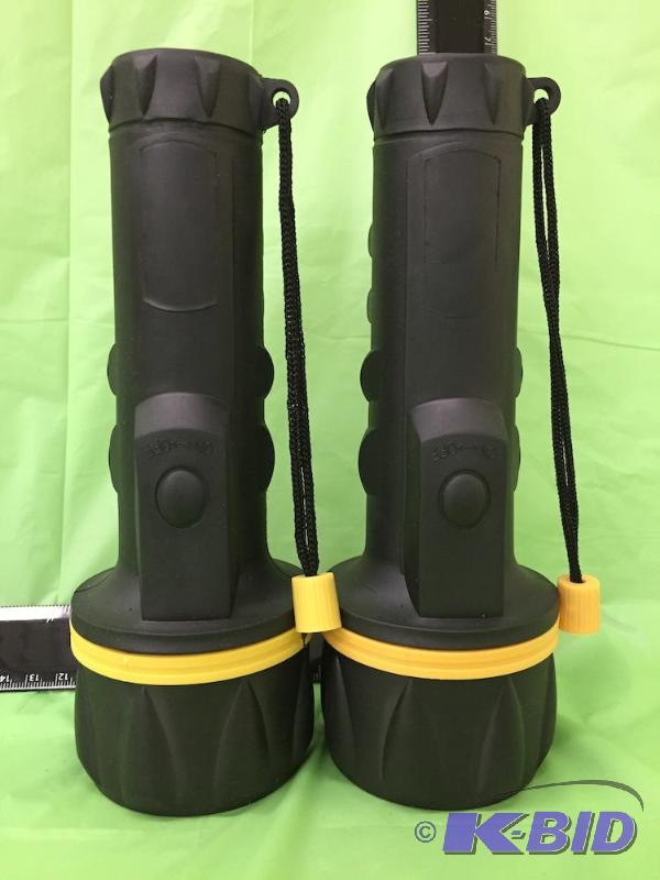 lot 15 image: Lot of 2 Handheld Black Flashlights