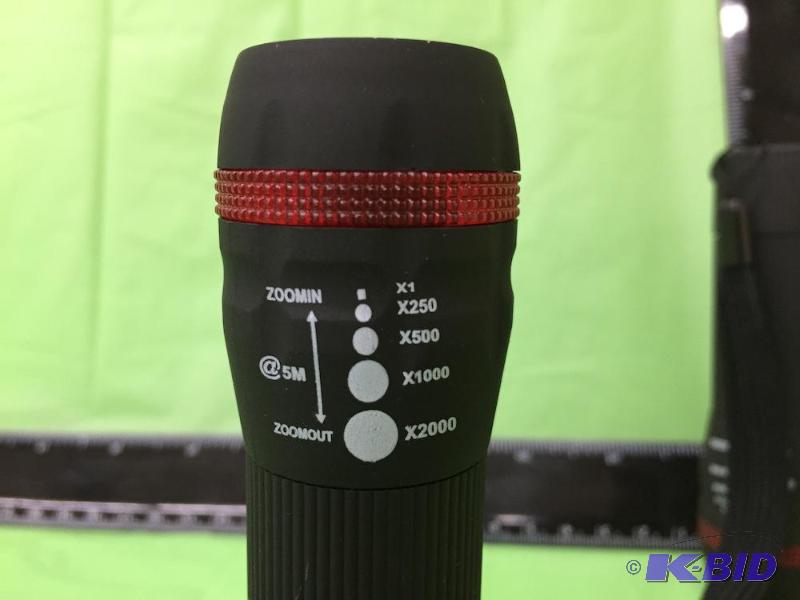 lot 16 image: Lot of 2 Zooming Flashlights