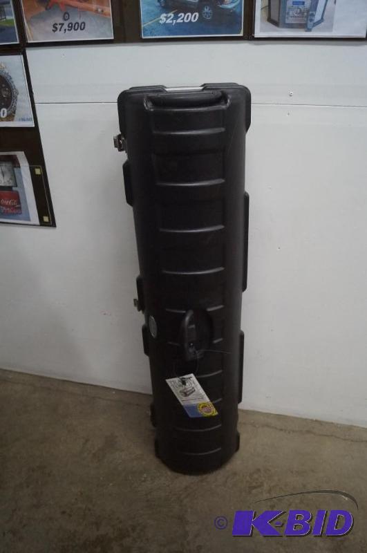 Golf club carrier