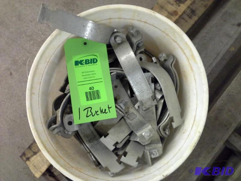Pipe Hanger (Bucket Lot)