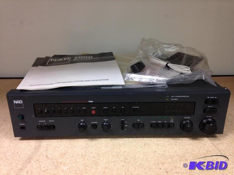 lot 26 image: NAD Monitor Series Stereo Receiver w User Ma...