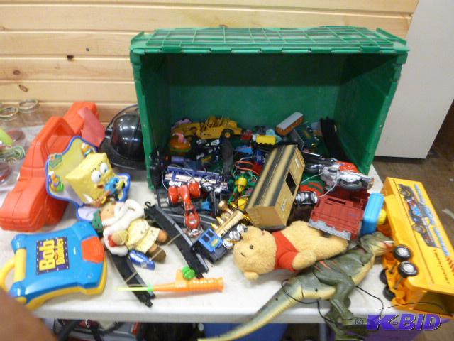 lot 133 image: Miscellaneous Toys wit Tote...