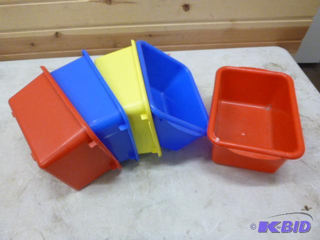 lot 155 image: Five Small Plastic Totes...