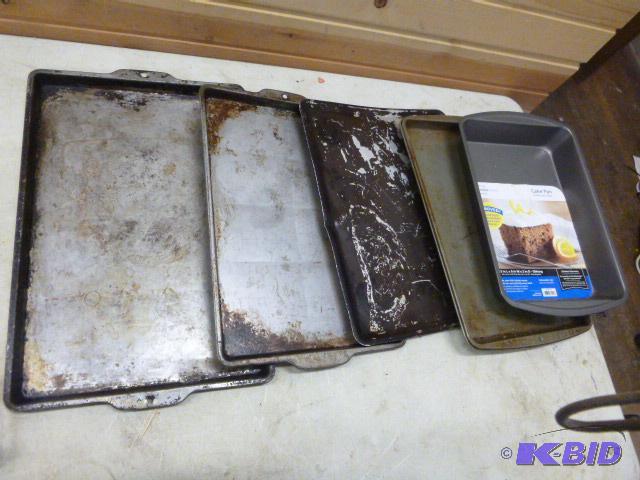 lot 163 image: Miscellaneous Bakeware ...