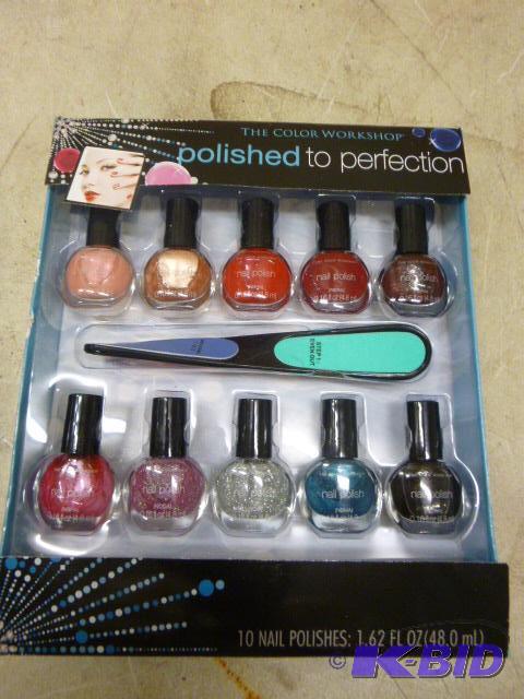 lot 18 image: Color Workshop Polished to Perfection Nail Po...