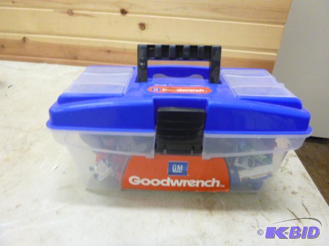 lot 33 image: GM Goodwrench&nbspToolbox With miscellaneous...