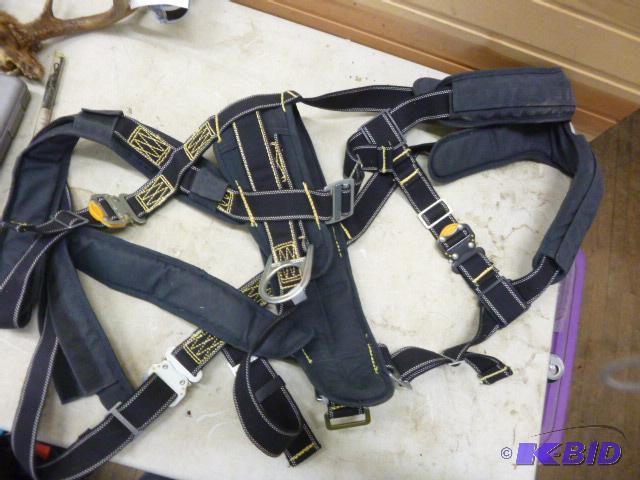 lot 57 image: DBI SaLa Safety Harness...