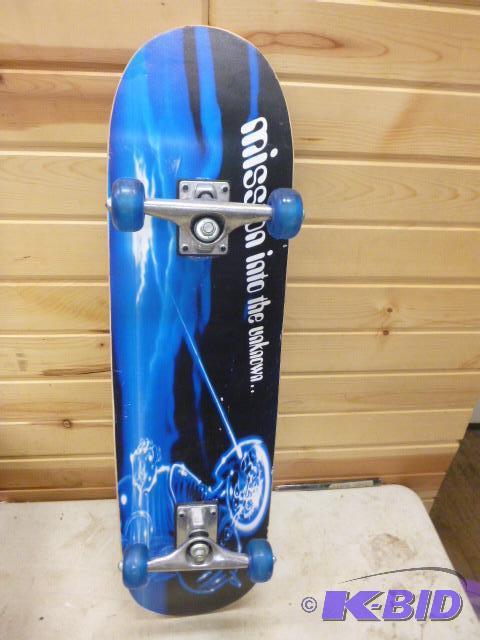 lot 79 image: Skateboard ...