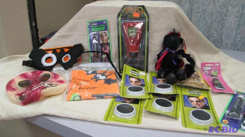 Qty 14 assortment of Halloween like make up, ...