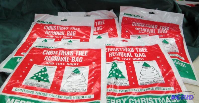 Qty 5 Christmas tree removal bag and tree ski...