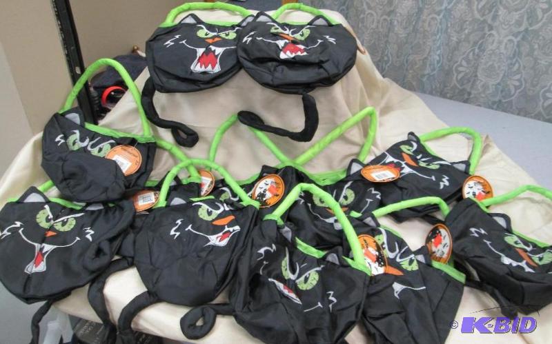 Qty 12 Halloween treat bags looks like a scar...