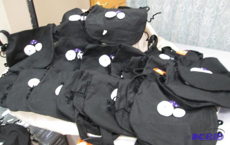 Qty 20 Halloween treat bags has a monster fac...