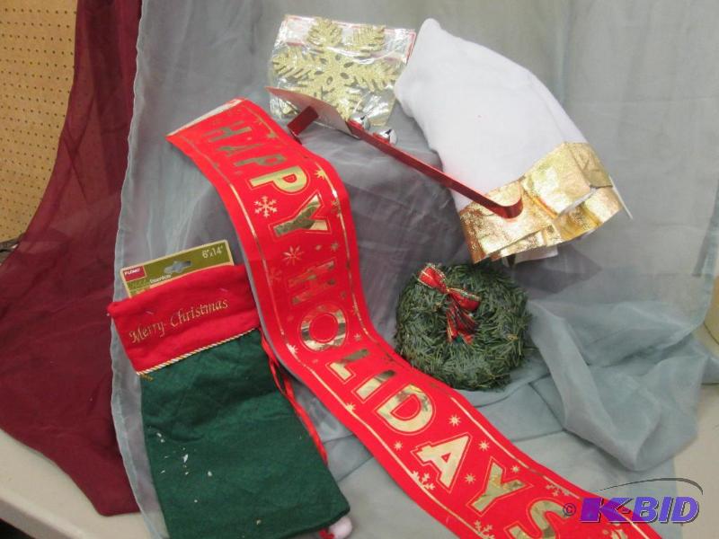 misc. decorations...