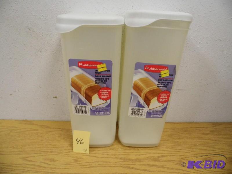 2 New Rubbermaid Bread Keepers