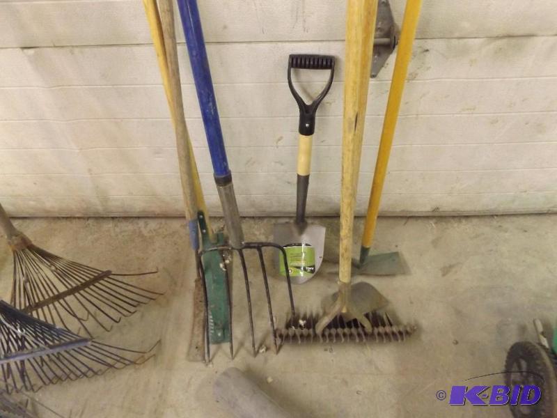 hoe shovel pitchfork rakes...