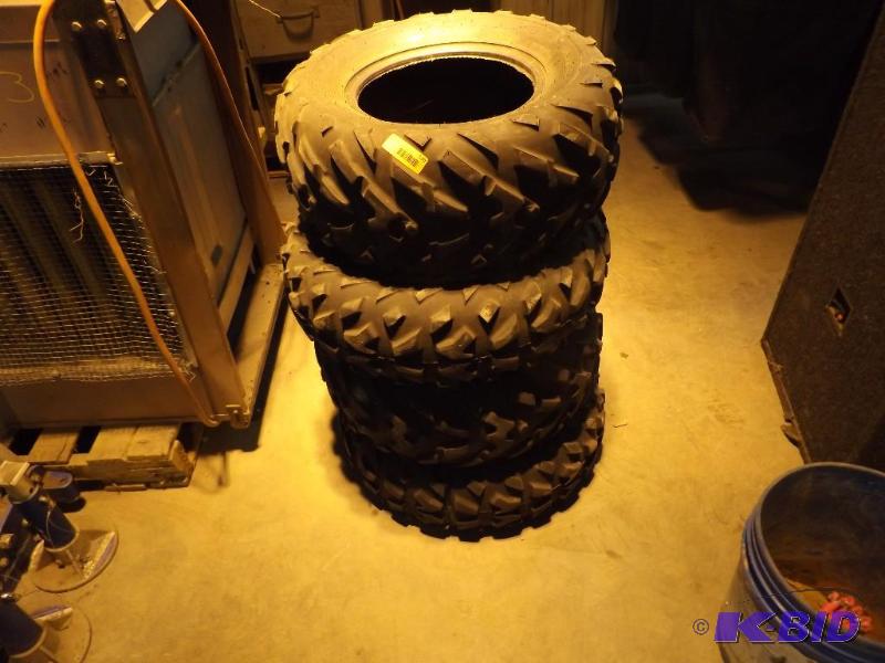 2x AT 25x10-12&nbspand 2x AT 25x8-12 tubeles...