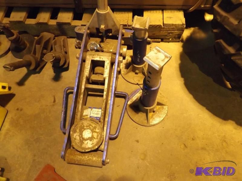 blue point 1.5 ton floor jack...