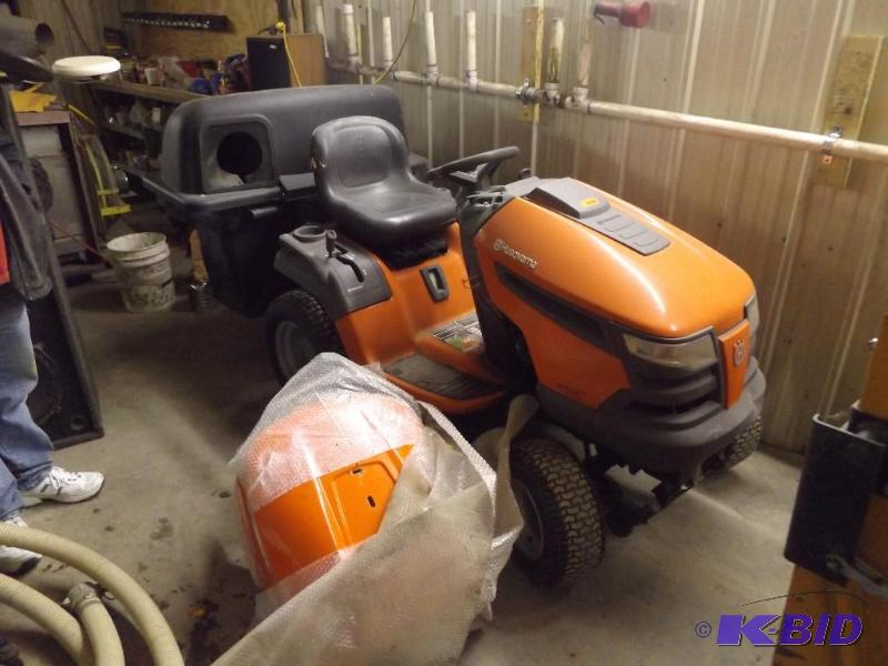 husquvana&nbspriding lawn mower with bagger ...