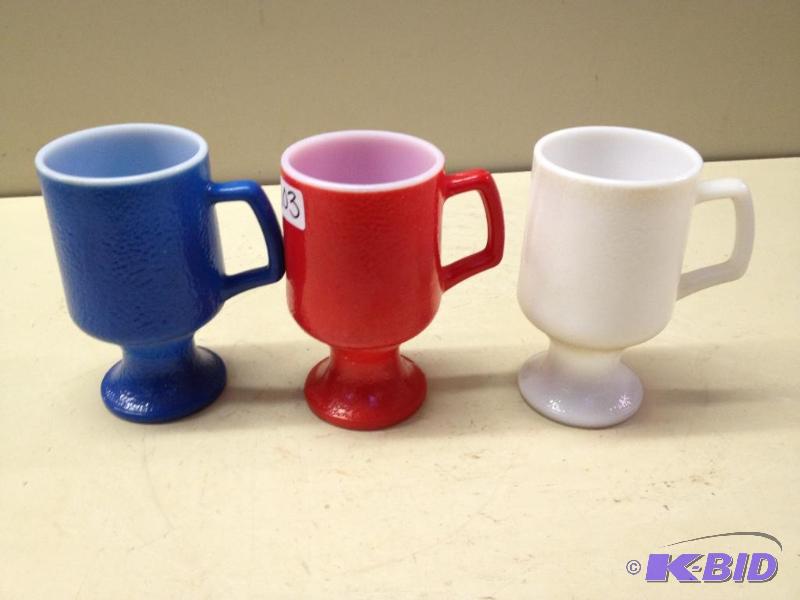 lot 103 image: 3 Vintage Patriotic Hot Chocolate Mugs ...