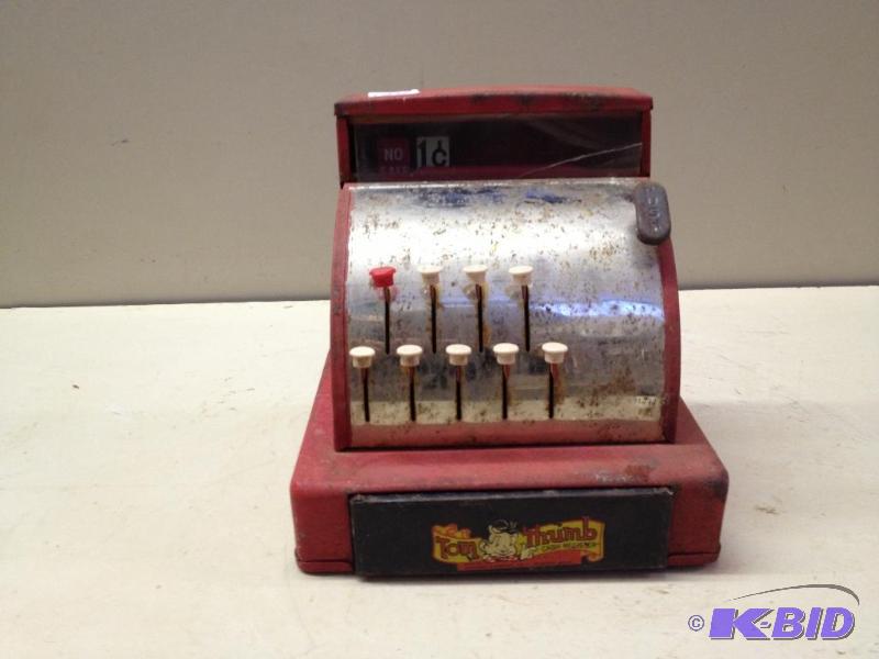 lot 124 image: Vintage Tom Thumb Tin Cash Register  Works, d...