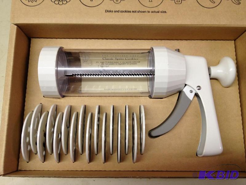 lot 132 image: Spritz Cookie Maker, NIB by The Pampered Chef...