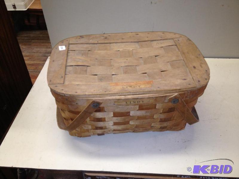 lot 154 image: Picnic Basket ...