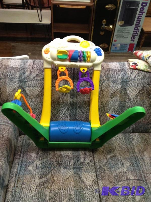 lot 204 image: Baby Toy ...