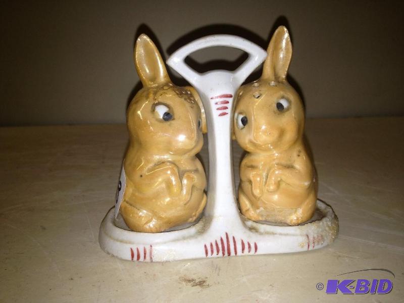 lot 53 image: Vintage Salt and Pepper Shaker...