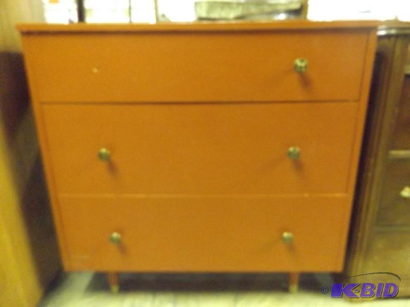 wooden 3 draw dresser...
