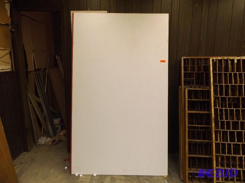 1 laminated board back of board is red one si...