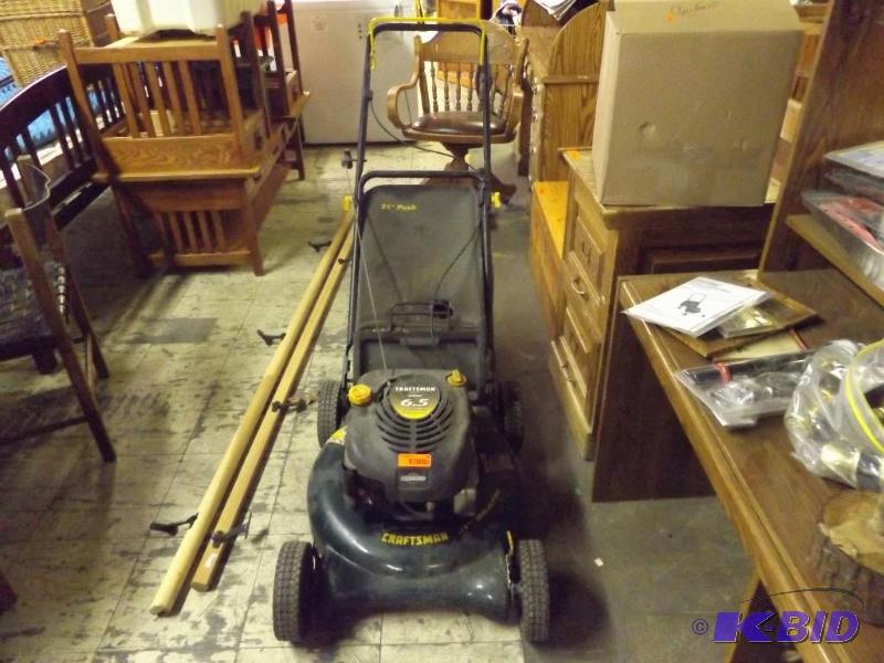 Craftsman Lawnmower with bagger, 21 cut...