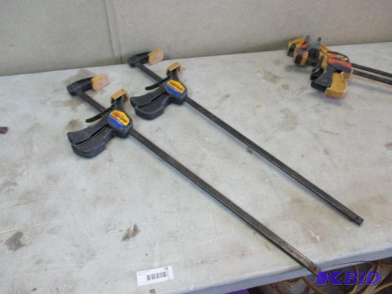lot 24 image: 2 30" quick clamps...